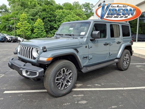 New 2026 Jeep Wrangler Unlimited Sahara AWD/4WD image 1