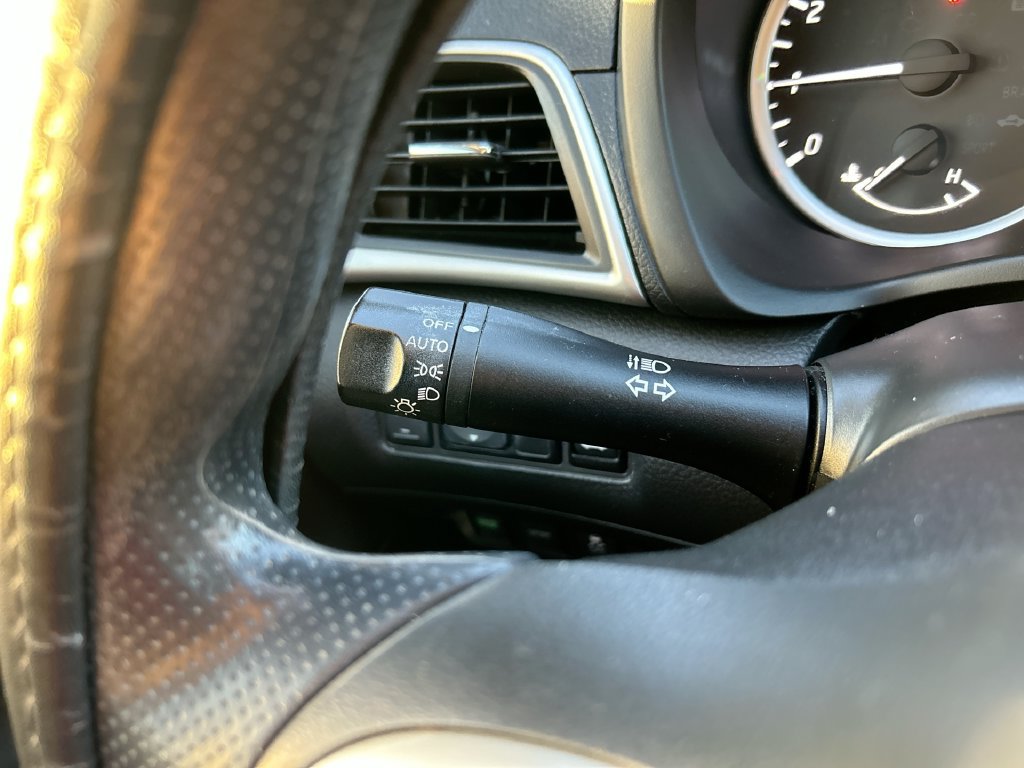Used 2018 Nissan Sentra S w/ S Midnight Style Package FWD image 19