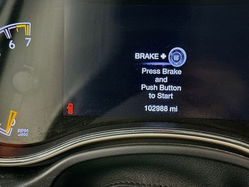 Used 2017 Jeep Grand Cherokee Limited AWD/4WD image 12