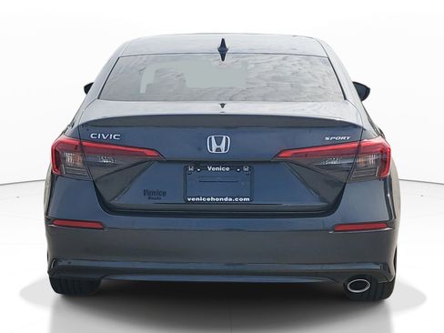 Certified 2024 Honda Civic Sport image 5