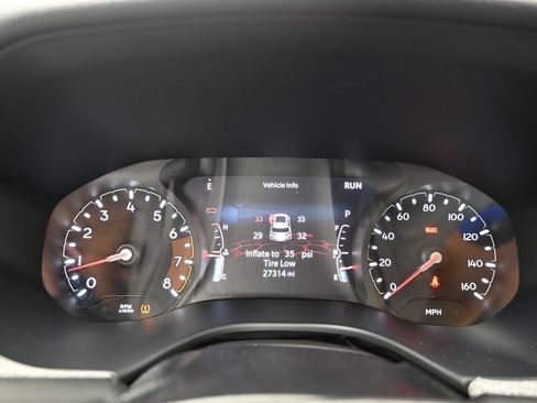 Used 2025 Jeep Compass Latitude AWD/4WD image 20