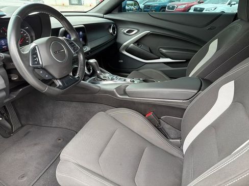 Certified 2023 Chevrolet Camaro LT w/ Technology Package RWD image 18