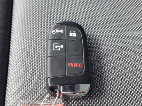 Used 2026 RAM ProMaster 2500 w/ Convenience Group FWD image 32