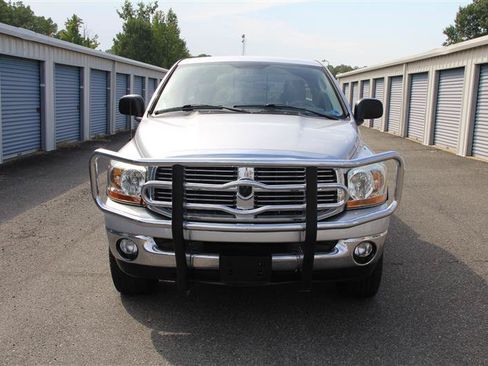 Used 2006 Dodge Ram 1500 Truck SLT AWD/4WD image 3