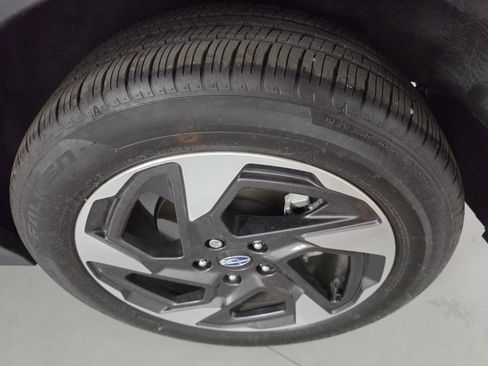 Certified 2025 Subaru Crosstrek 2.5i Limited w/ Popular Package #3A image 10