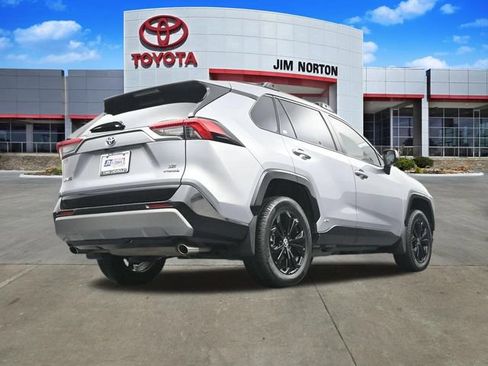 Used 2024 Toyota RAV4 SE AWD/4WD image 44