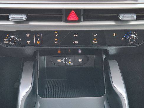 New 2026 Kia Sorento LX image 14