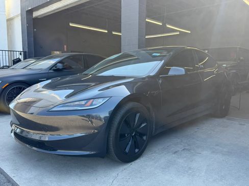 Used 2025 Tesla Model 3 Long Range RWD image 3
