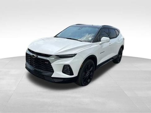 Used 2022 Chevrolet Blazer RS w/ Enhanced Convenience Package FWD image 3