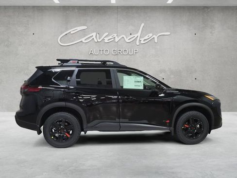 New 2026 Nissan Rogue SV AWD/4WD image 17