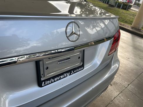 Used 2014 Mercedes-Benz E 550 4MATIC Sedan image 18
