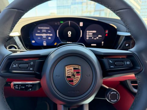 New 2026 Porsche Macan 4 Electric image 29