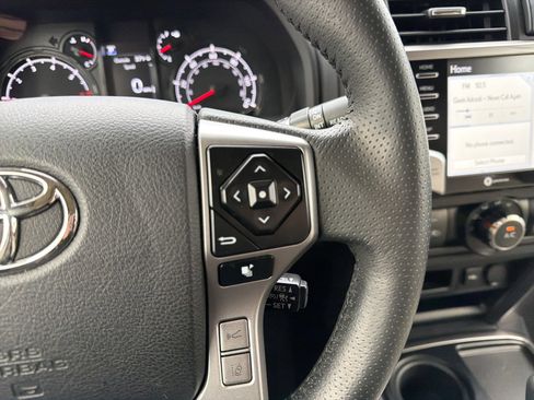 Used 2022 Toyota 4Runner SR5 Premium w/ Moonroof Package image 20