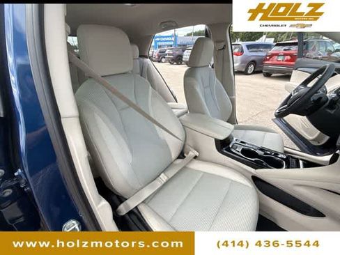 Used 2023 Buick Envision Preferred AWD/4WD image 27