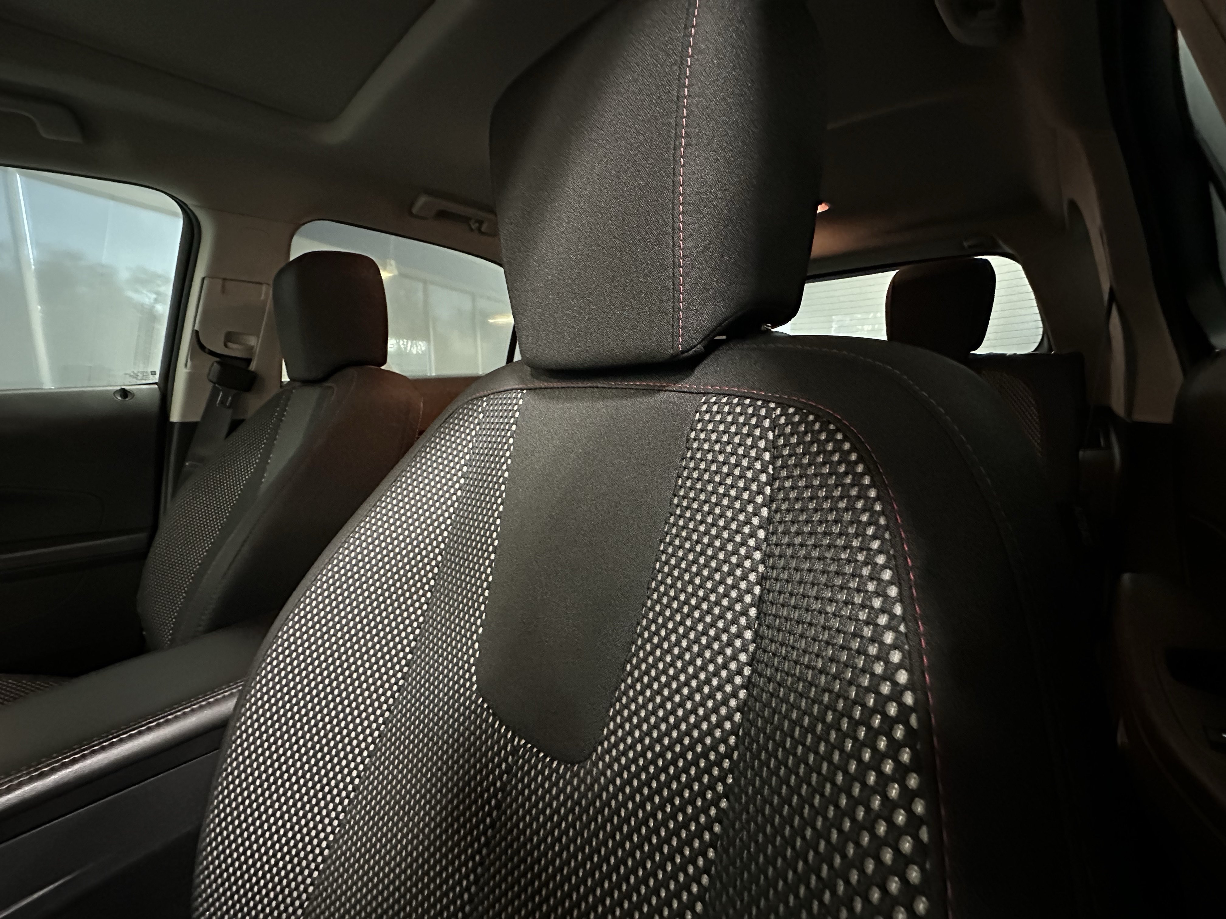 Used 2016 Chevrolet Equinox LT AWD/4WD image 10