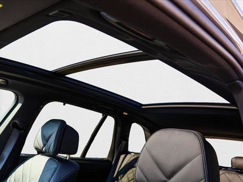 Used 2026 BMW X5 xDrive40i image 11