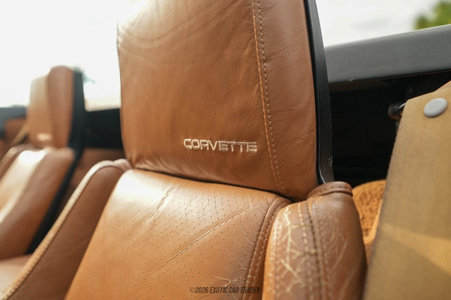 Used 1988 Chevrolet Corvette Convertible RWD image 51