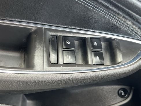 Used 2019 Chevrolet Cruze LT w/ LT Fleet Convenience Package image 18