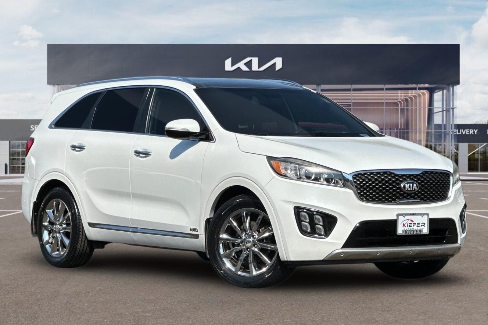 Used 2016 Kia Sorento SX AWD/4WD image 2