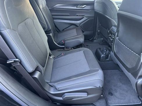 New 2025 Jeep Grand Cherokee L Laredo image 14