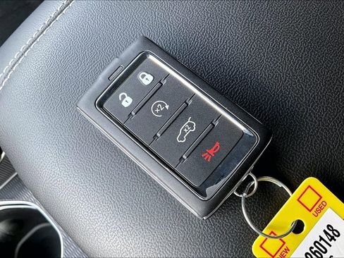 New 2026 Jeep Grand Cherokee L 4WD image 27