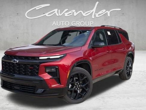 Used 2024 Chevrolet Traverse RS w/ LPO, Floor Liner Package image 1