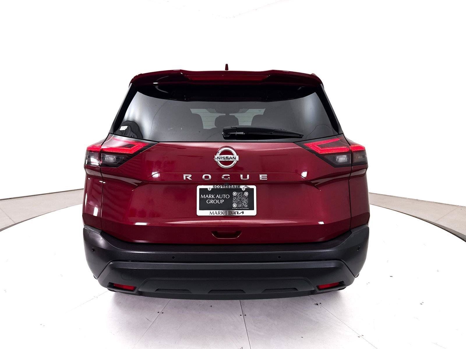 Used 2021 Nissan Rogue S FWD image 16
