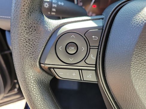 Used 2025 Toyota RAV4 LE image 19