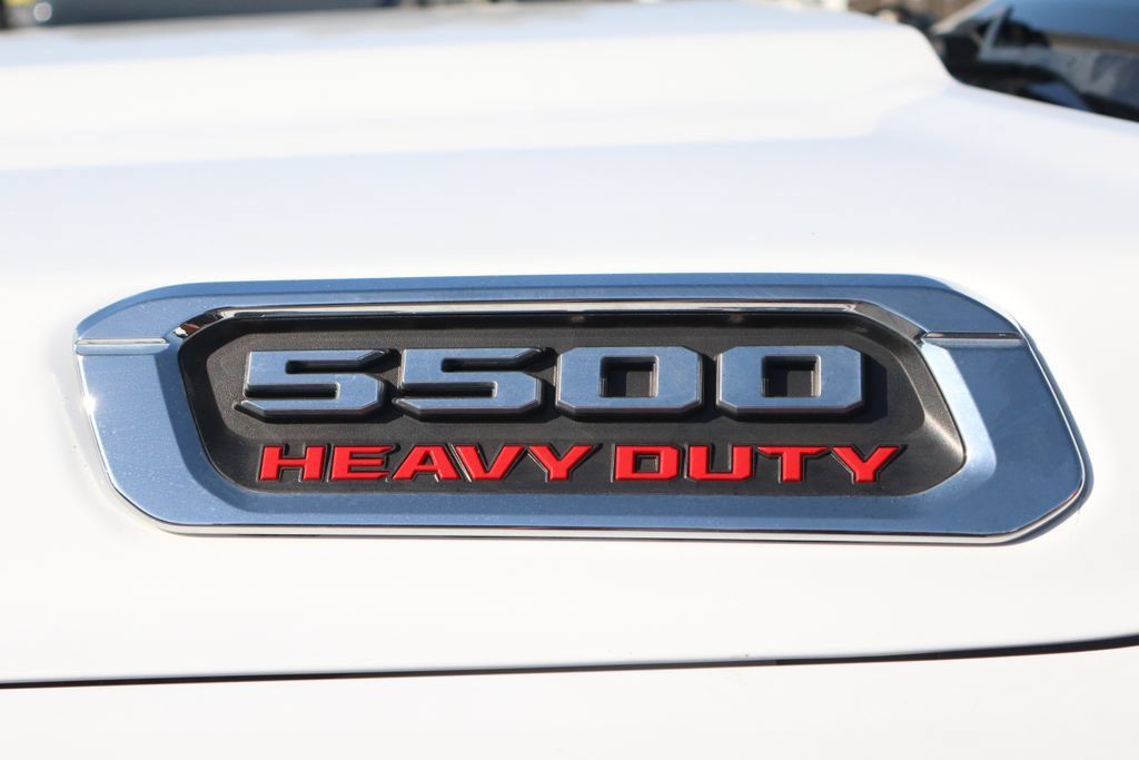 Used 2021 RAM 5500 Tradesman RWD image 43