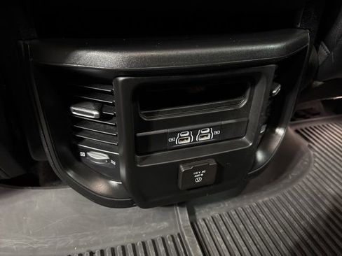Used 2023 RAM 1500 Laramie AWD/4WD image 30