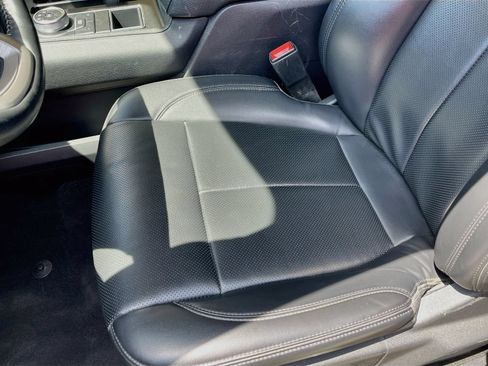 Used 2024 Ford Expedition XLT RWD image 20
