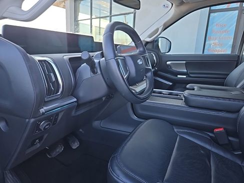 Used 2025 Ford Expedition Max Platinum image 36