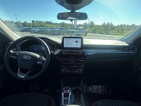 Used 2023 Ford Escape Active AWD/4WD image 26
