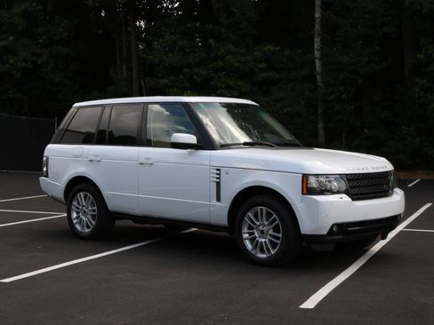 Used 2012 Land Rover Range Rover HSE AWD/4WD image 3