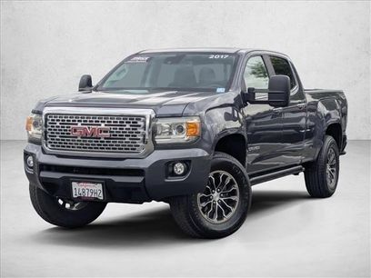 Used 2017 GMC Canyon SLE w/ SLE Convenience Package
