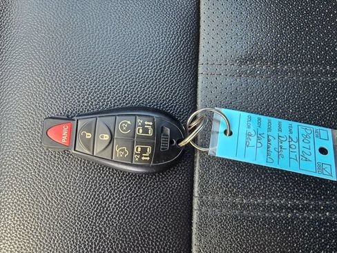 Used 2017 Dodge Grand Caravan GT FWD image 30