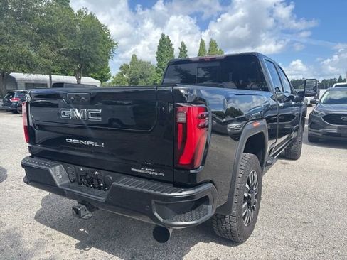 Used 2024 GMC Sierra 2500 Denali Ultimate AWD/4WD image 5