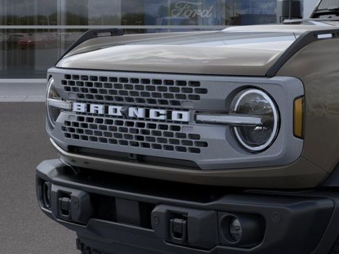 New 2025 Ford Bronco Badlands AWD/4WD image 19