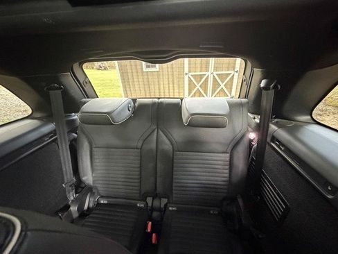 Used 2017 Land Rover Discovery HSE Luxury AWD/4WD image 12