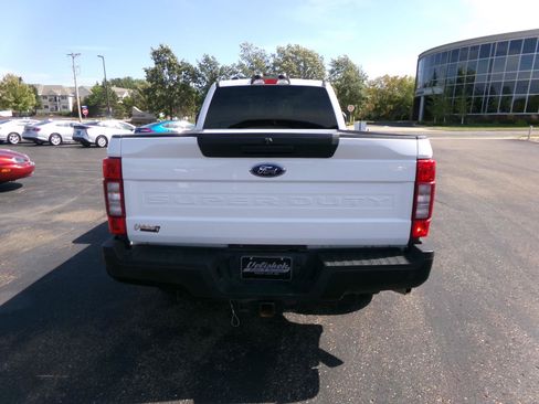 Used 2022 Ford F250 XL w/ Power Equipment Group AWD/4WD image 5