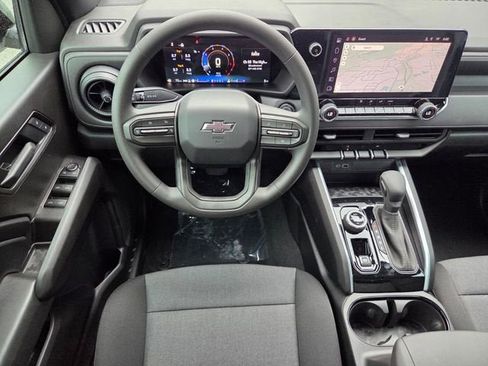 New 2026 Chevrolet Colorado Trail Boss AWD/4WD image 11
