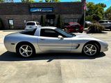 Used 2004 Chevrolet Corvette Coupe w/ Roof Package image 4