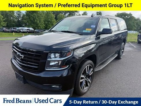Used 2019 Chevrolet Suburban LT w/ RST Edition AWD/4WD image 4