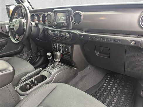 Used 2019 Jeep Wrangler Unlimited Sport S AWD/4WD image 21