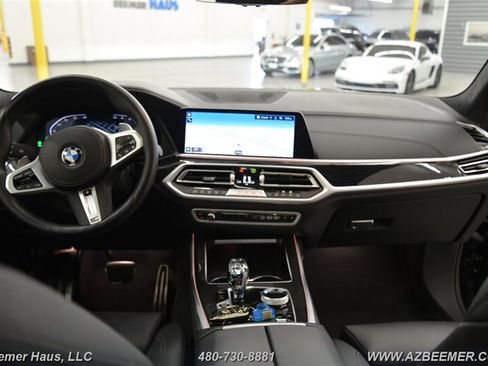 Used 2022 BMW X7 xDrive40i w/ M Sport Package image 31