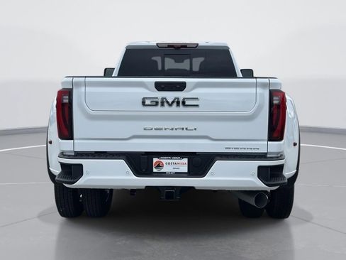 New 2026 GMC Sierra 3500 Denali Ultimate image 4