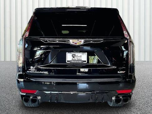 Used 2023 Cadillac Escalade ESV V AWD/4WD image 5