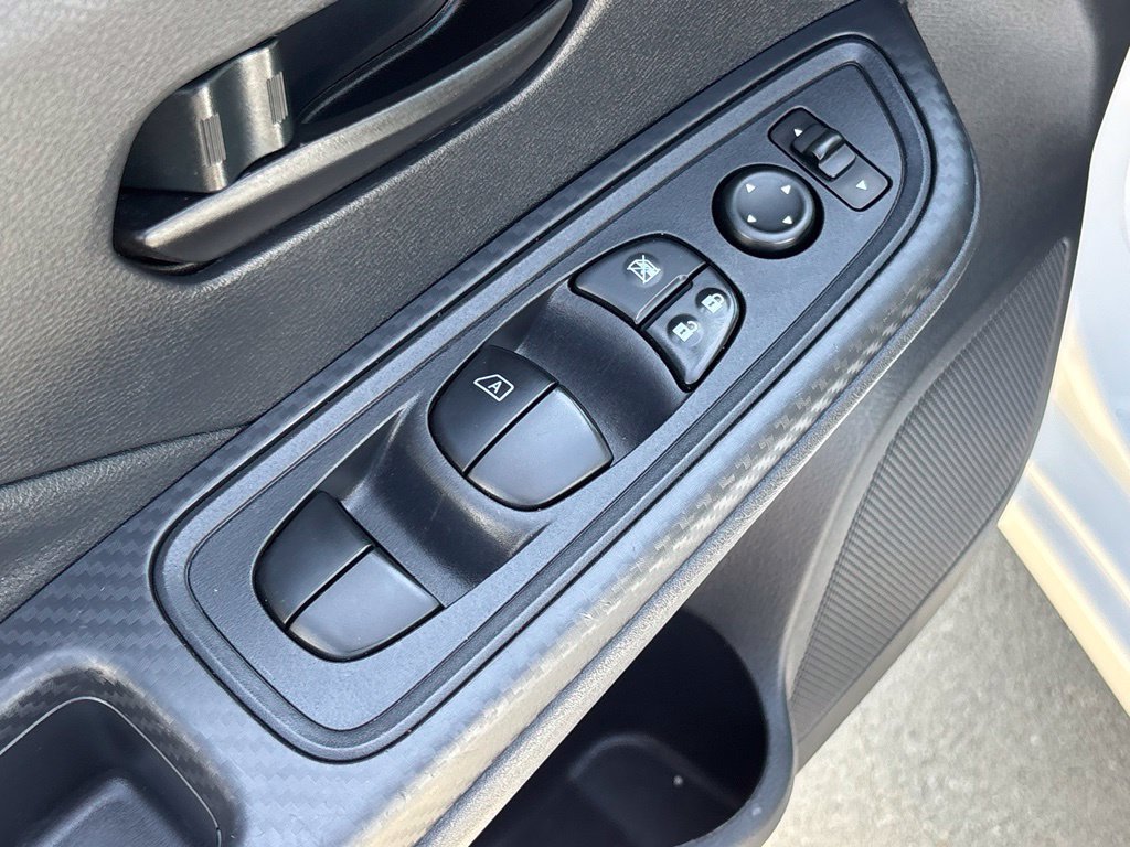 Used 2025 Nissan Versa S w/ Trunk Package FWD image 11