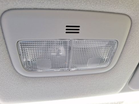 Used 2012 Toyota Corolla LE image 27