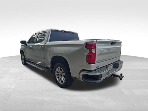 Used 2022 Chevrolet Silverado 1500 LT w/ Z71 Off-Road Package AWD/4WD image 15